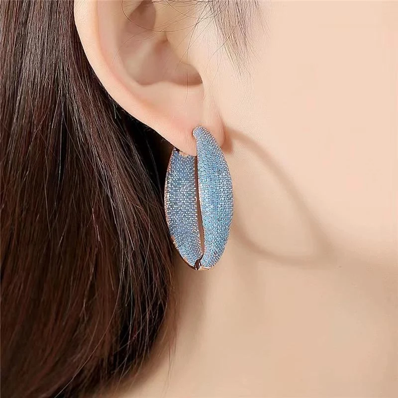 Jewelry and accessories example 7